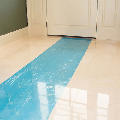 Bom preço. Filme impermeável da proteção do assoalho poeira transparente plástica provisória autoadesiva da sujeira de Polyethalene do azul da anti para a telha on-line