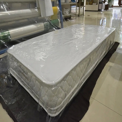 Bom preço. O filme de rolo protetor do grande Pe transparente do tamanho envolve o filme de empacotamento personalizado plástico do colchão do filme impresso on-line